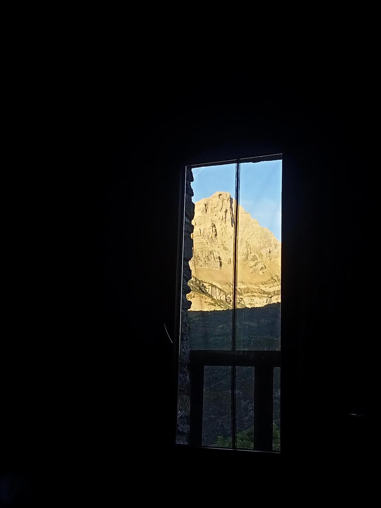 Suite En Cuadra Pajar, Casa Rural Hoz de Jaca Extérieur photo